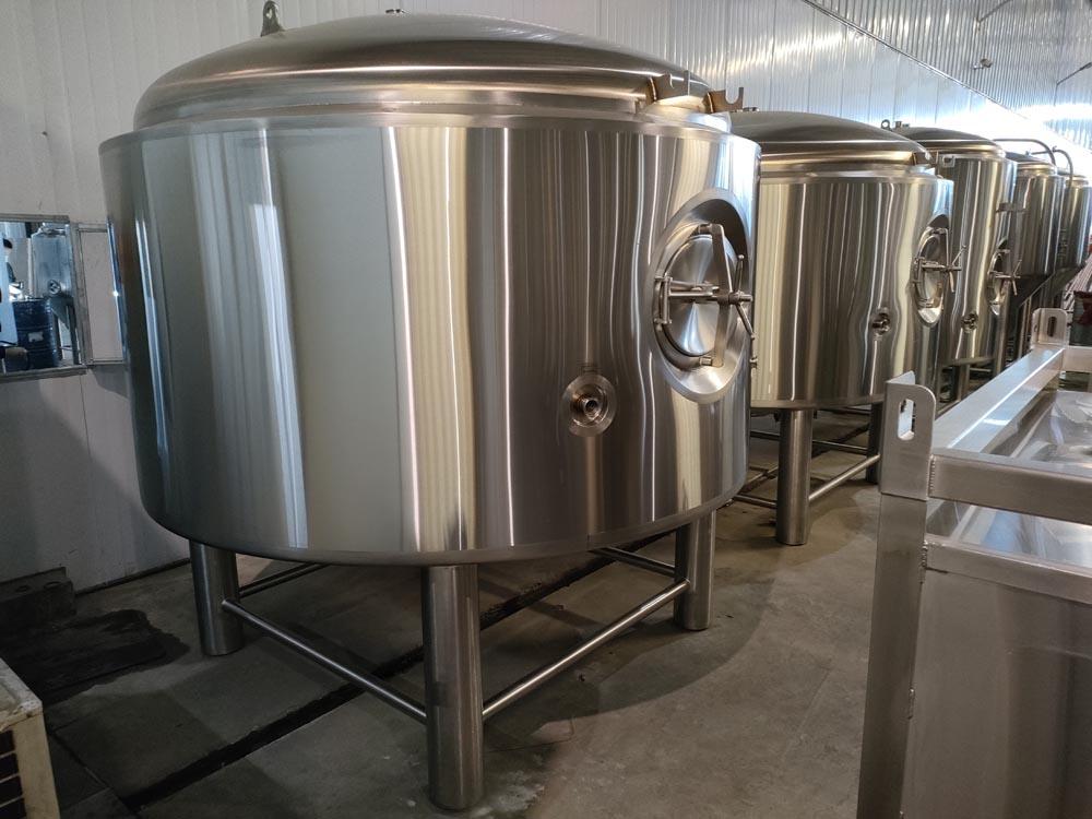 2000L Double wall bright beer tank
